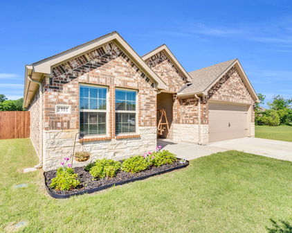 1901 Sandy Knoll Dr, Kaufman
