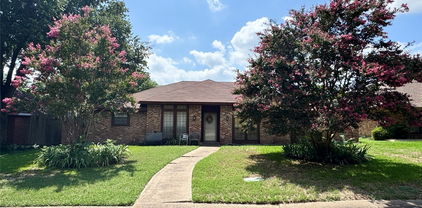 4415 Cinnabar Dr, Dallas