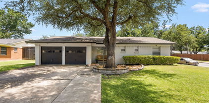 13806 Heartside Pl, Farmers Branch