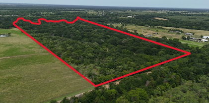 10766 County Road 4031, Kemp