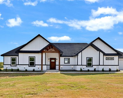 1950 Joyce Rd, Kaufman