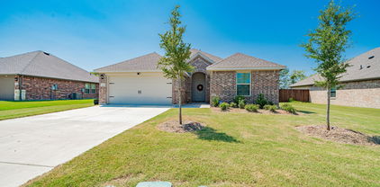 1518 Running Brook Ct, Kaufman
