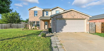 201 Dartmouth Dr, Forney