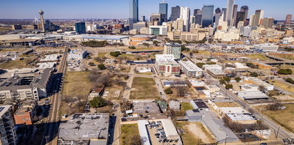1204 Powhattan St, Dallas