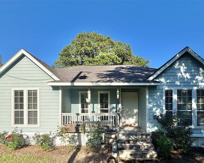 17677 County Road 4075, Scurry