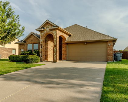 3105 Clear Springs Dr, Forney
