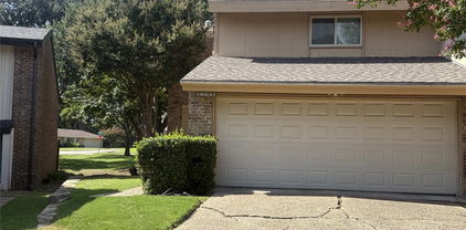 2982 Buttonwood Dr, Carrollton