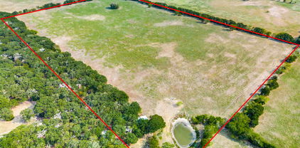 18025 County Road 4052, Kemp
