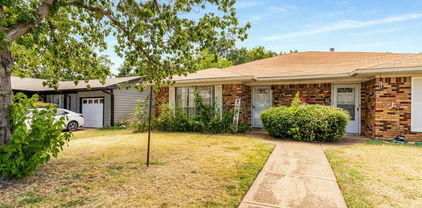 3024 Conflans Rd Unit 3026, Irving