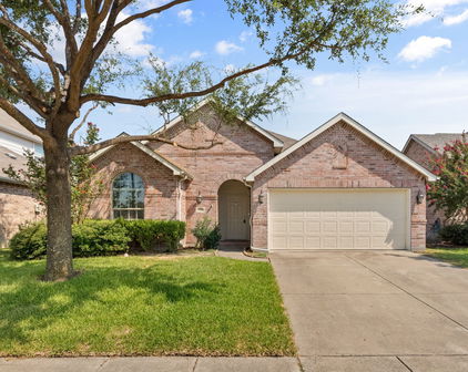2028 Uvalde Dr, Forney