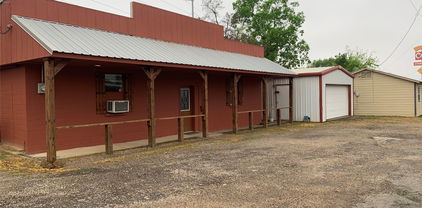 848 Houston St, Wills Point