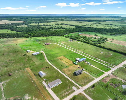 1955 Vz County Road 3808, Wills Point