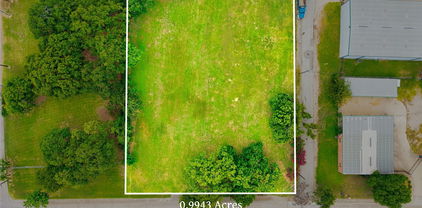 1325 N Union Bower Rd, Irving