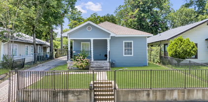 925 Brighton Ave, Dallas