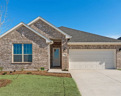 2704 Shiners St, Forney