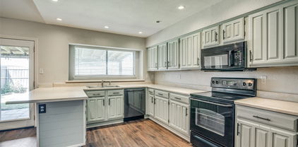 6109 Denver St, Rowlett