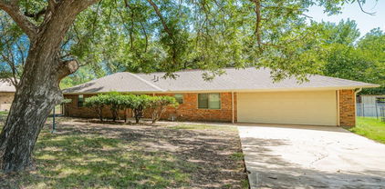 803 S 4th St, Crandall