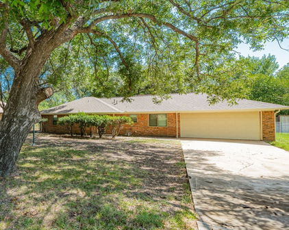 803 S 4th St, Crandall