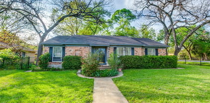 9551 E Lake Highlands Dr, Dallas