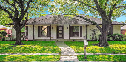 900 Westminster Dr, Richardson