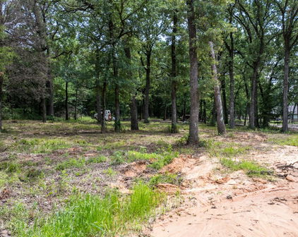 123 Oakmont Dr, Mabank