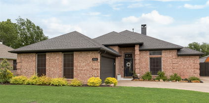 111 Princeton Cir, Forney