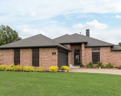 111 Princeton Cir, Forney