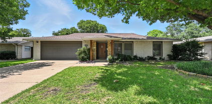 908 Wayside, Richardson