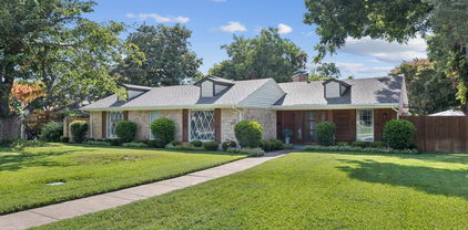 205 N Weatherred Dr, Richardson