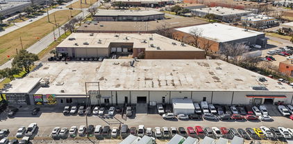 1365 Regal Row, Dallas