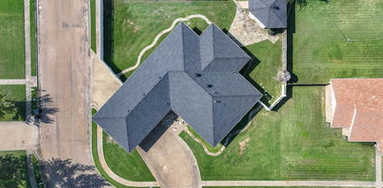 115 N 10th St, Mabank
