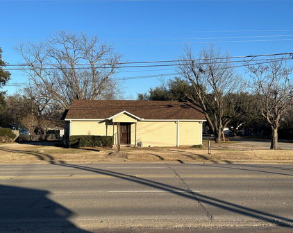 1407 S Washington St, Kaufman