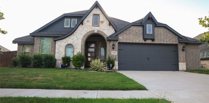 1965 Silverleaf Dr, Glenn Heights
