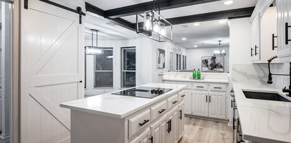 2 Bright Meadows Rd, Heath