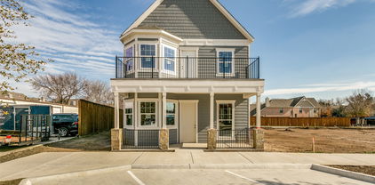 560e S Coppell Rd, Coppell