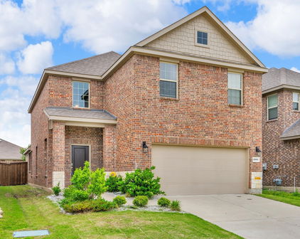 2561 Pettus Dr, Forney