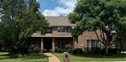 303 Normandy Ln, Heath