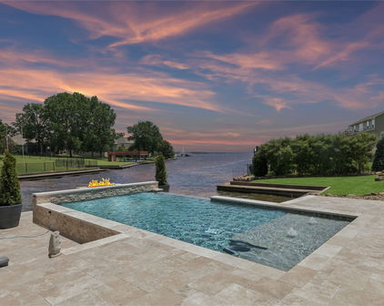 19022 Tennis Court Dr, Kemp
