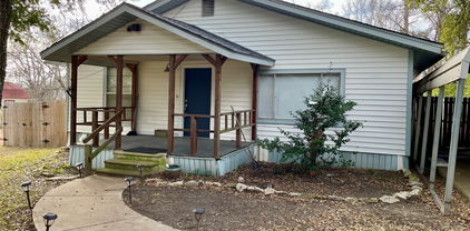 761 S Pacific St, Canton
