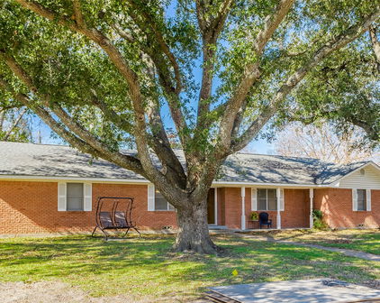 1004 Royal Dr, Kaufman