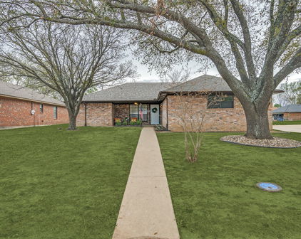768 Evelyn Dr, Terrell