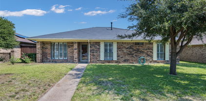 1817 Guildford St, Garland