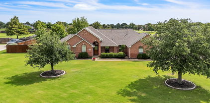 10121 Irish Ridge St, Forney