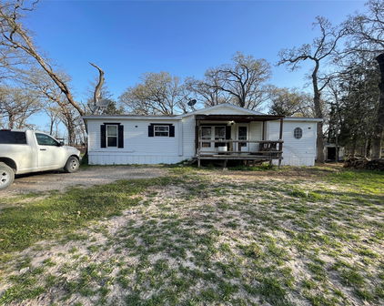 14255 Clark Ln, Wills Point