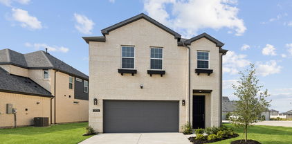 1306 Middlebrooks Dr, Forney