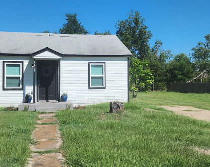 1101 S Frances St, Terrell
