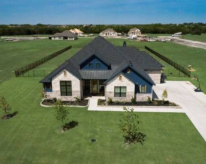 1204 Jungle Dr, Forney