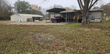 8748 Private Rd, Quinlan