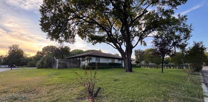 2849 Millwood Cir, Farmers Branch