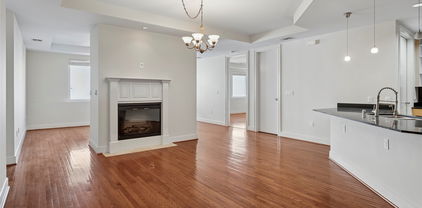 1505 Elm St Unit 603, Dallas